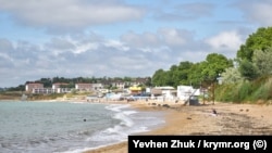 Пляж Учкуївка в анексованому Севастополі. Крим, архівне фото
